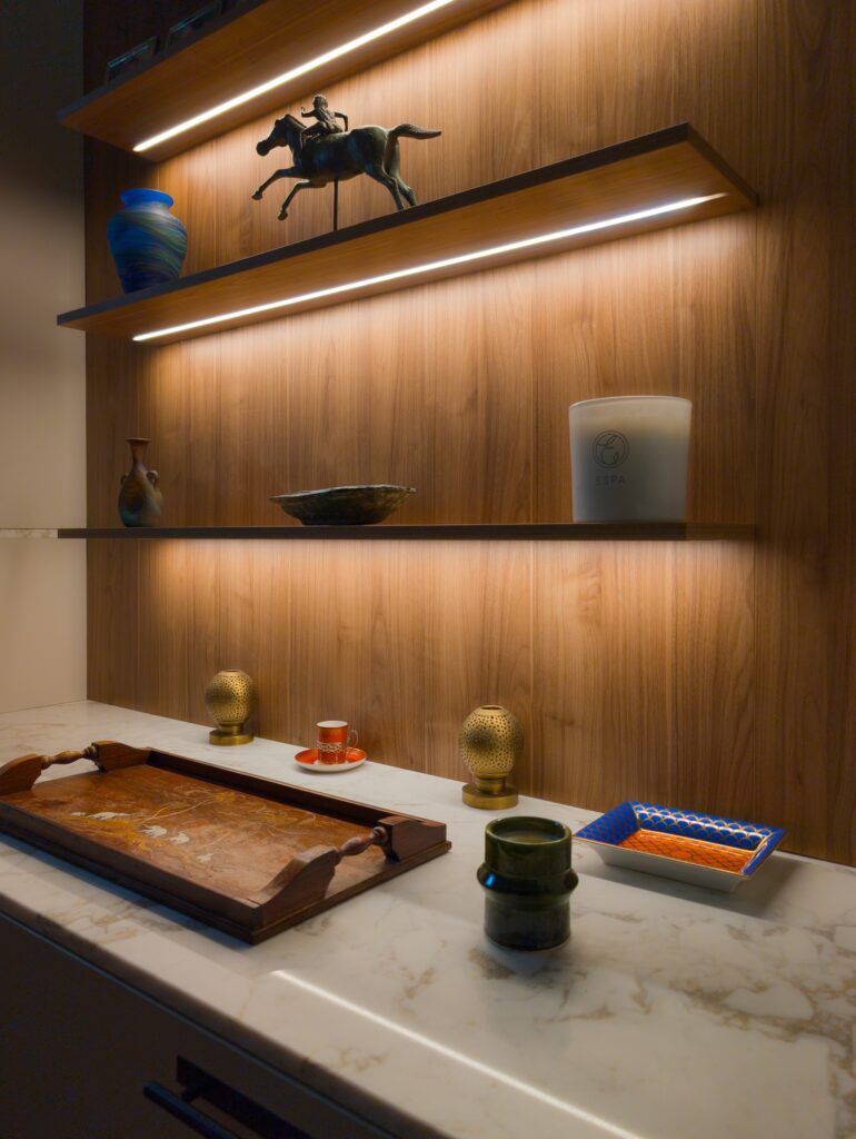 Fulham Home Bar & Open Shelving